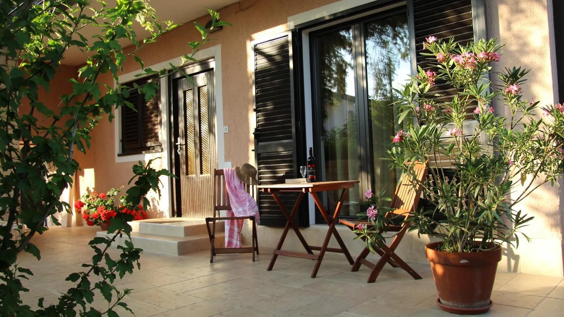 Apartments Eva Umag 0*,  Croatia