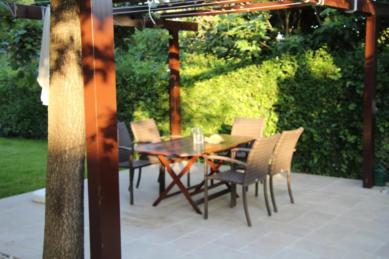 Apartments Eva Umag 0*,  Croatia
